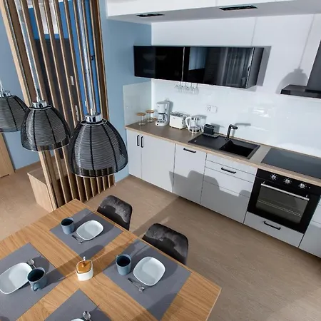 Sloneczny 7 Gardenia Z Widokiem Na Morze Epapartamenty דירה