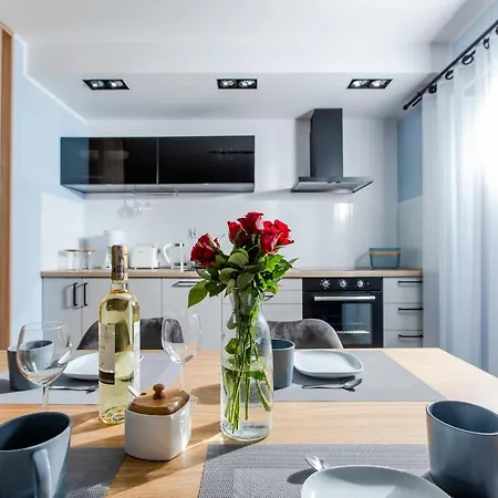 شقة Sloneczny 7 Gardenia Z Widokiem Na Morze Epapartamenty *